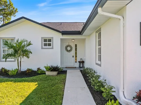 805 Puccini Ave S, Lehigh Acres, FL 33974