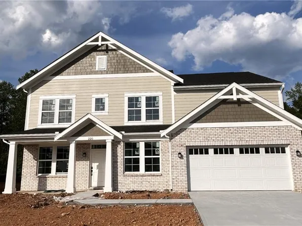 220 Pickens Bluff Ln, Hiram, GA 30141