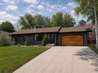 617 McCallum Dr, New Brighton, MN 55112