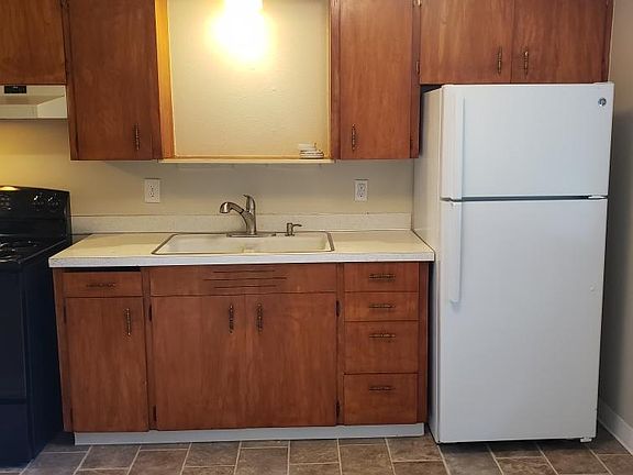 2nd image of 4003 12th St SW #B