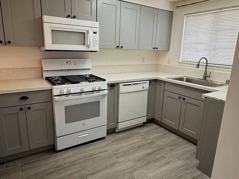 11520 Promenade Dr — Photo 6