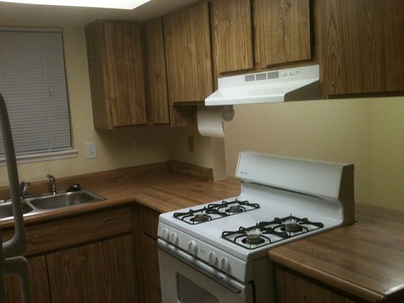 Kitchen/Breakfast Bar