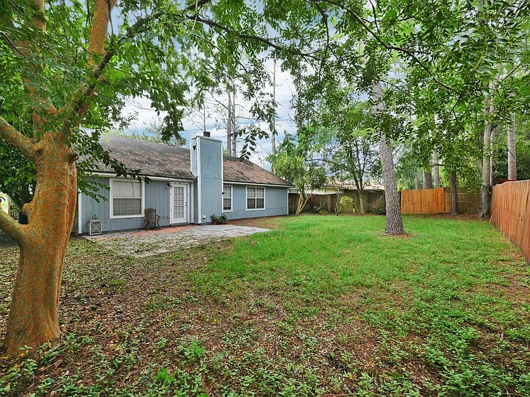 9687 Hersham Ct — Photo 27