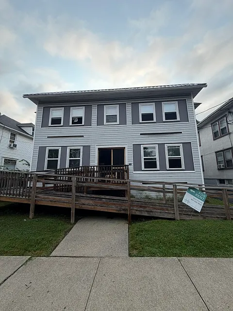 49 Park Ave #2