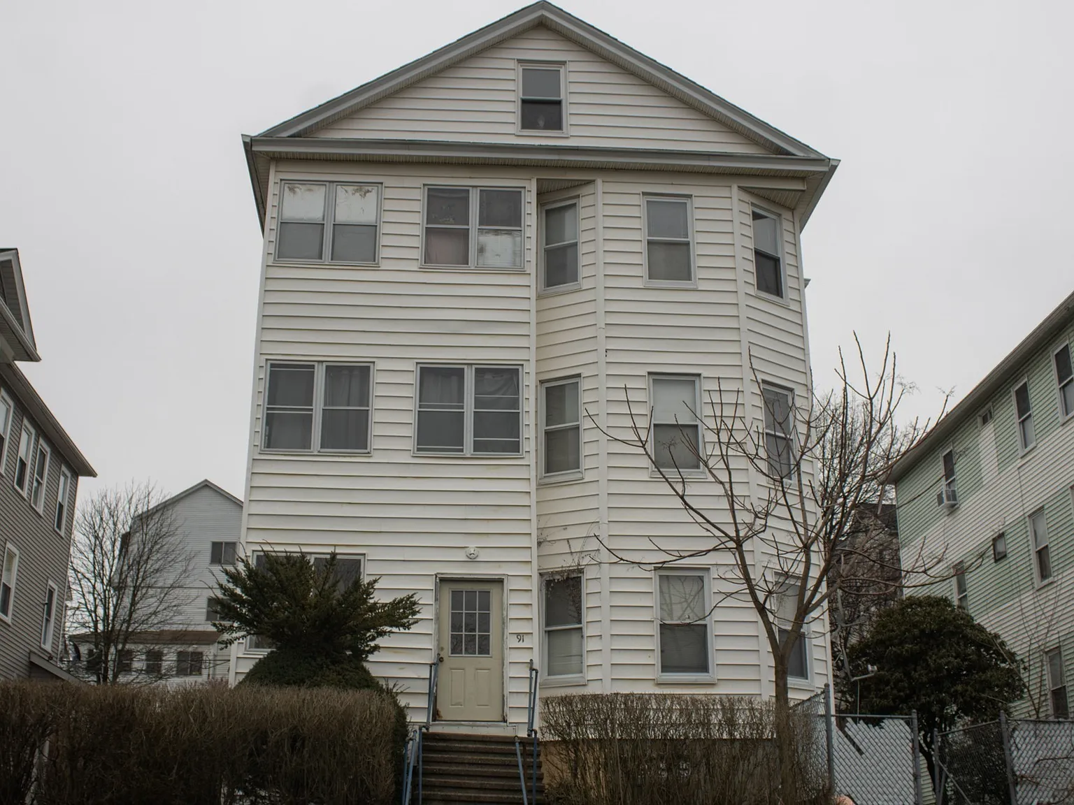 2 bed, 1200 sqft, $2,000 — Photo 1