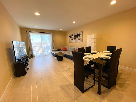 5th image of 910 Beau Dr Unit 308