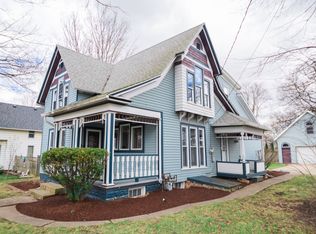 306 College Ave, Valparaiso, IN 46383
