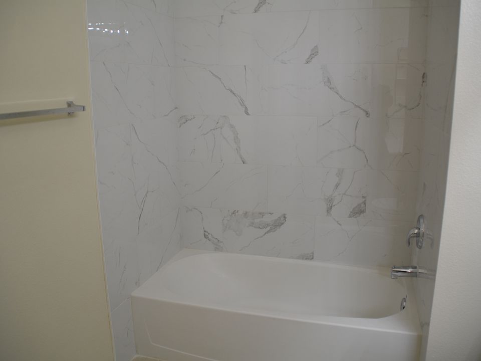 2nd Bathroom