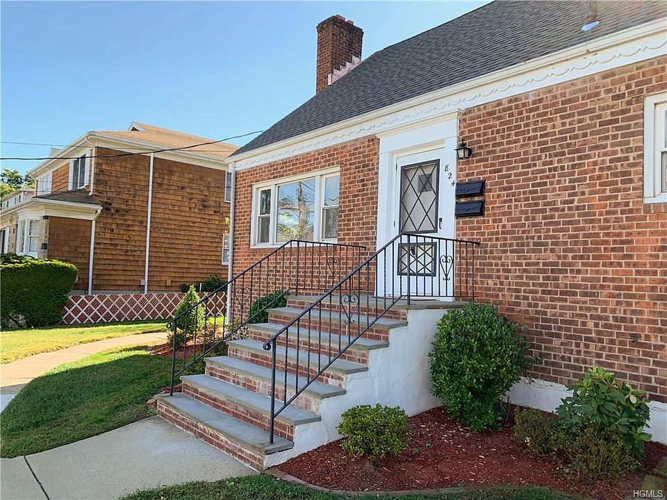 1st image of 824 Carpenter Pl #1