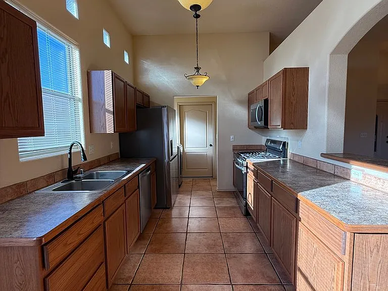 4804 Camino Dos Vidas — Photo 14