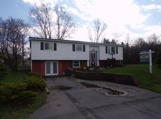 111 Ridgewood Dr, Geneva, NY 14456