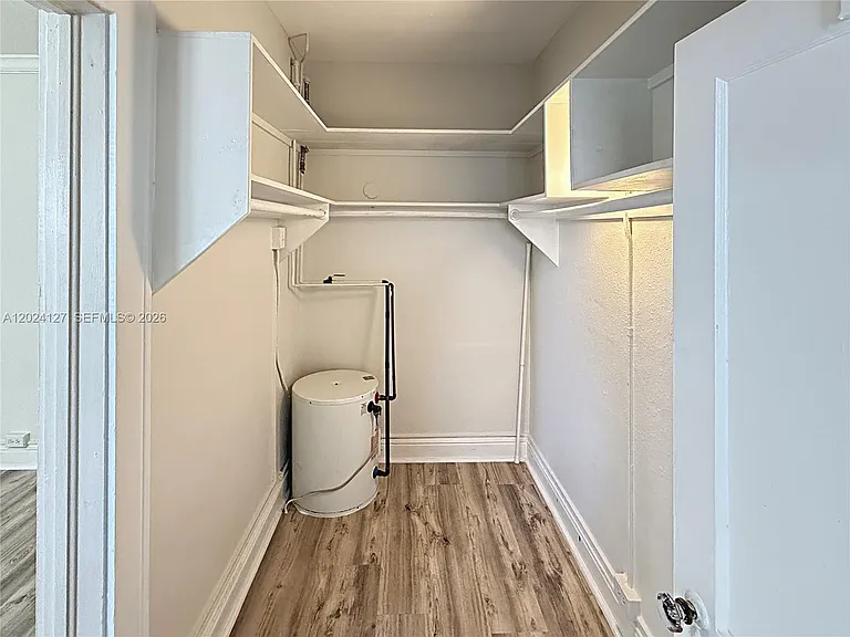 126 Mendoza Ave #7A — Photo 9