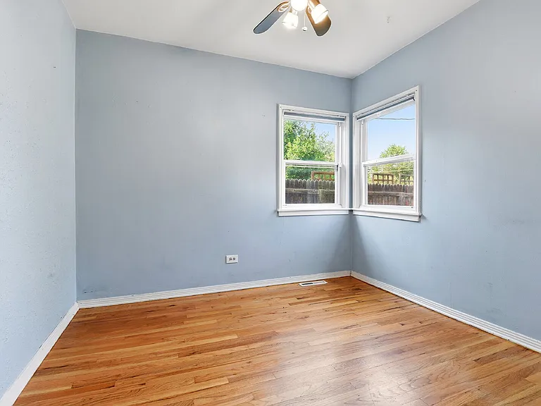 1200 Spruce St — Photo 26