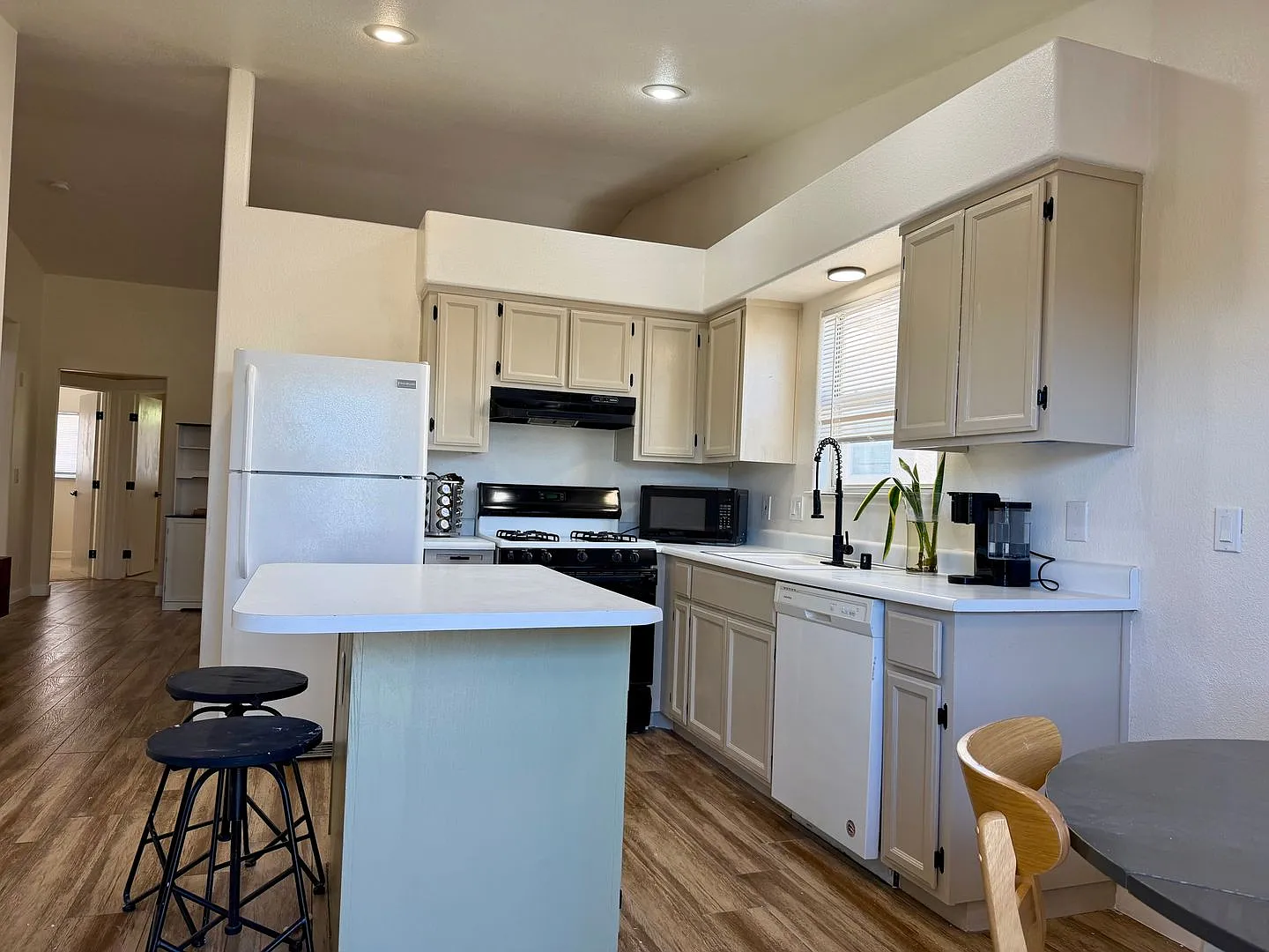 7564 Durham Hall #201 — Photo 2