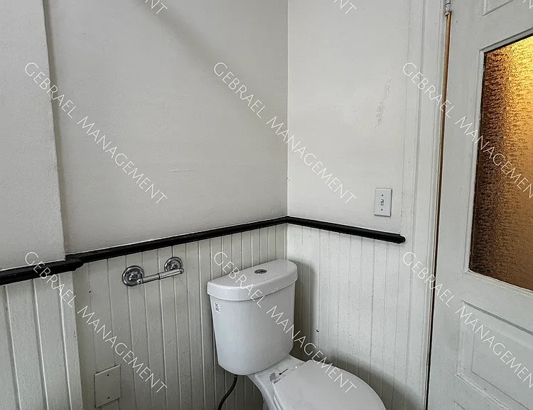 808 Stevens St — Photo 14