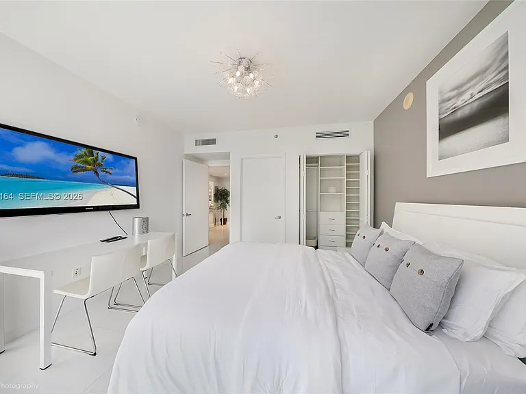 495 Brickell Ave #4710 — Photo 18