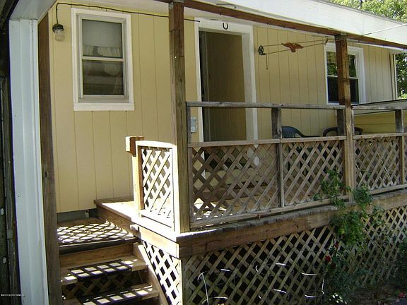 5th image of 3638 Burgoyne Ave