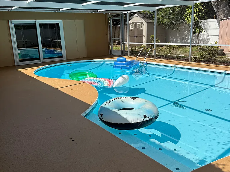 Simmons Dr — Photo 12