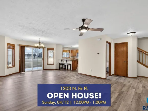 1203 N Fir Pl, Sioux Falls, SD 57107