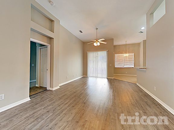5th image of 11723 Grove Arcade Dr