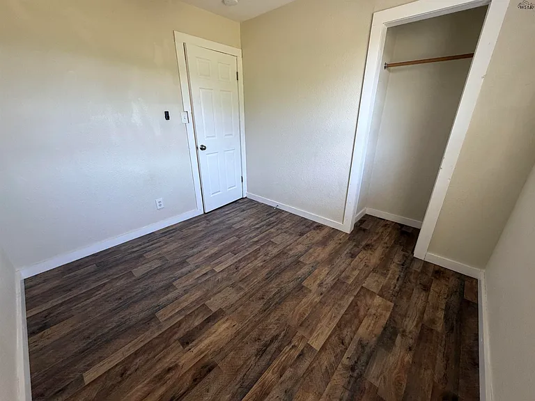 117 W Garden Dr — Photo 8