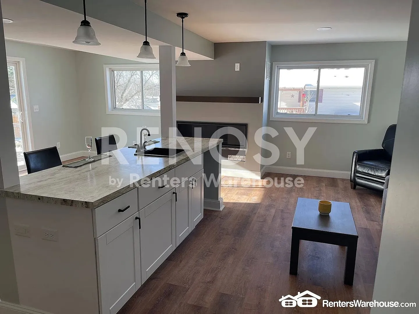 Move-In Ready 5 Bedroom, 3 Bathroom Home in the Heart of Byron — Photo 2