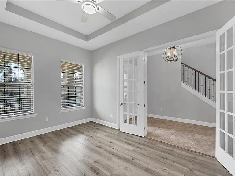 6104 Champions Row St — Photo 11