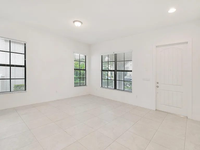 13351 Machiavelli Way — Photo 3