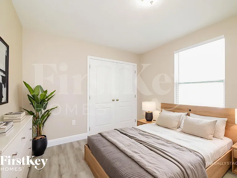 421 Finley Ave — Photo 14