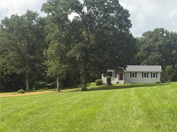22706 Cox Rd, North Dinwiddie, VA 23803