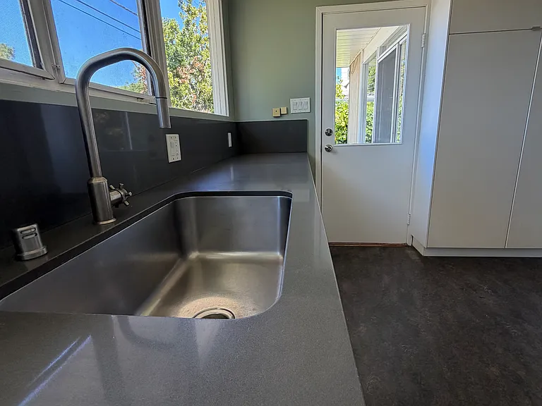 3712 Redwood Cir — Photo 5
