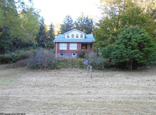 275 Potprocky Ashby Ford Rd, Smithfield, PA 15478