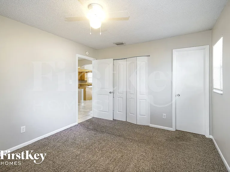 802 Briarcliff Dr — Photo 8