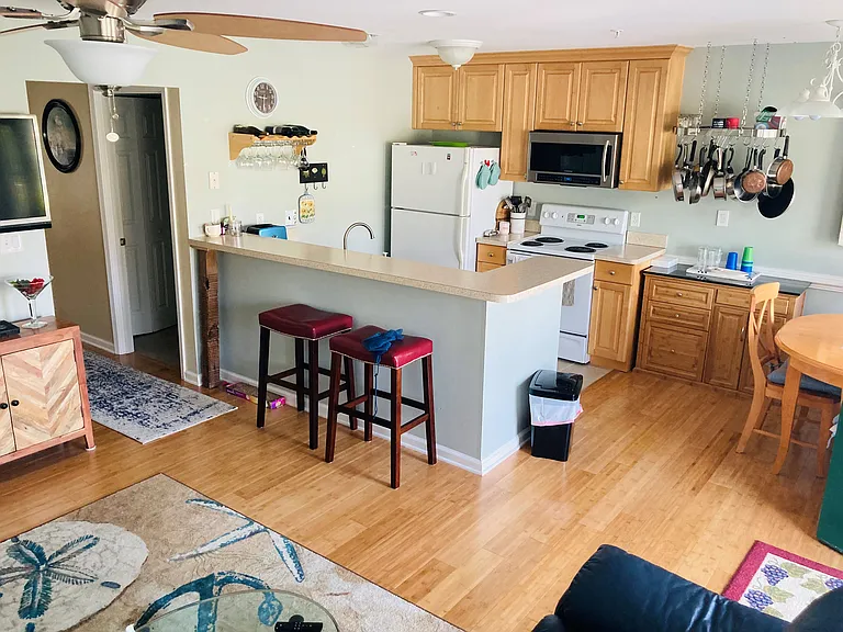528B Washington Ave #528B — Photo 4