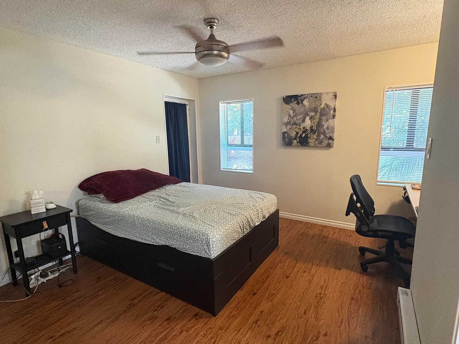 2 bed, 1400 sqft, $1,600 — Photo 2