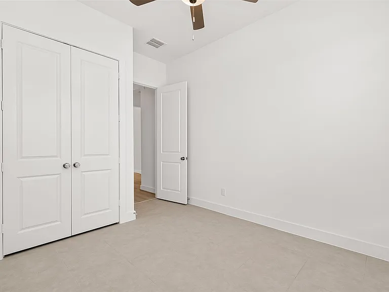 4916 Northern Woods Dr — Photo 19