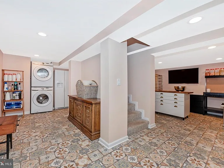 7023 Deerfield Rd — Photo 12