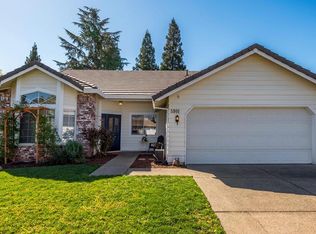 5901 Blackstone Dr, Rocklin, CA 95765
