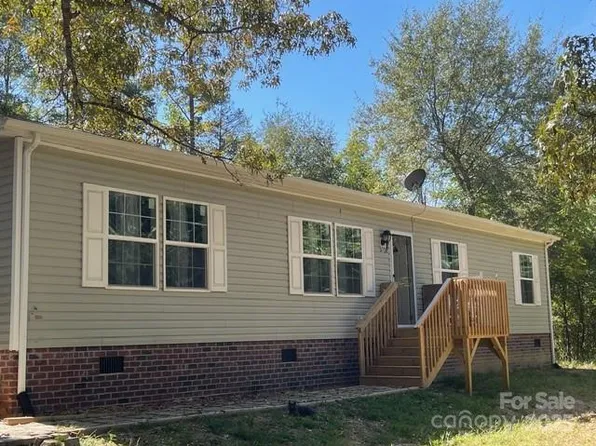 5759 Rumfelt Rd, Iron Station, NC 28164