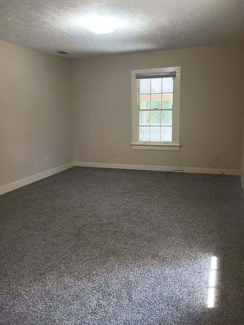 17th Ave 2703 A,B — Photo 3