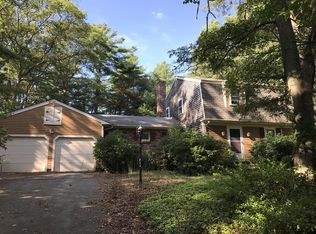 1 Winter Hill Rd, Mattapoisett, MA 02739