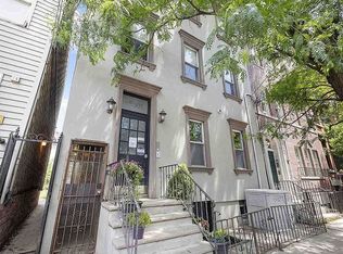 302 2nd St APT 1, Jersey City, NJ 07302