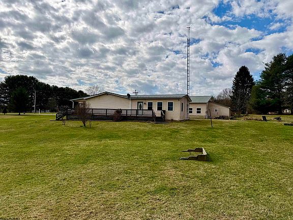 4th image of 484 Sunny Brook Rd