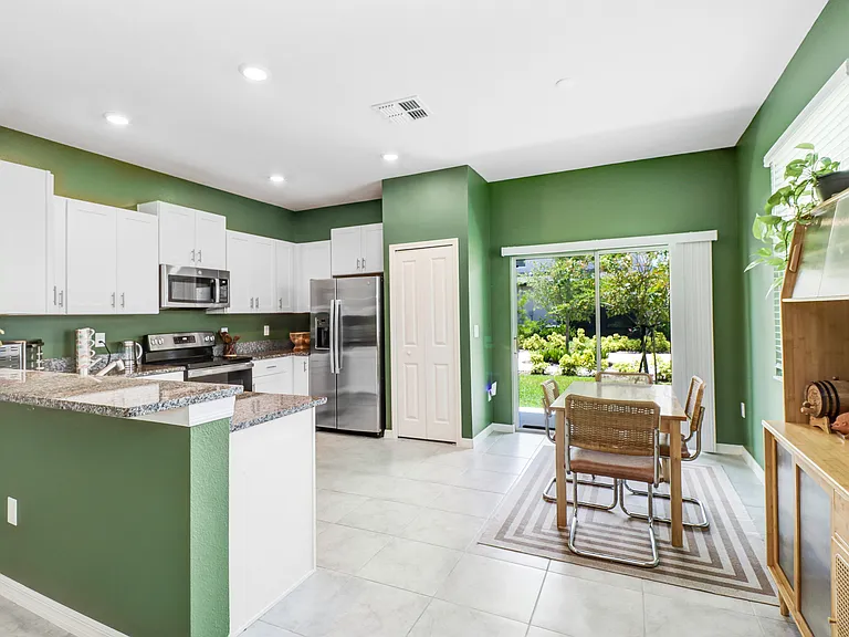 6043 Shiner St — Photo 5