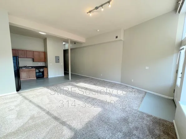 119 Blow St APT C, Saint Louis, MO 63111