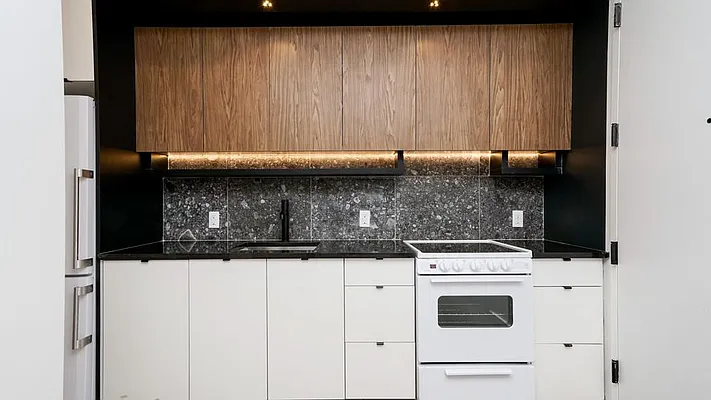 Rented by Nooklyn NYC LLC | media 56