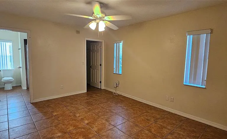 3007 SW Santa Barbara Pl — Photo 9