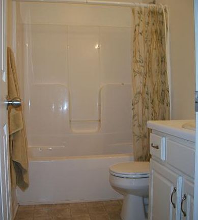 5th image of 222 Faulkner Ct