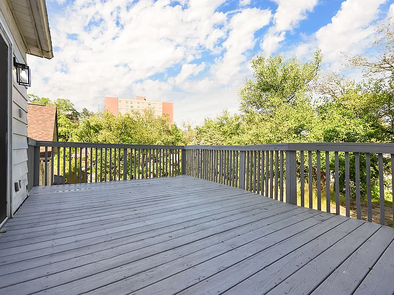 3317 Hill St — Photo 28