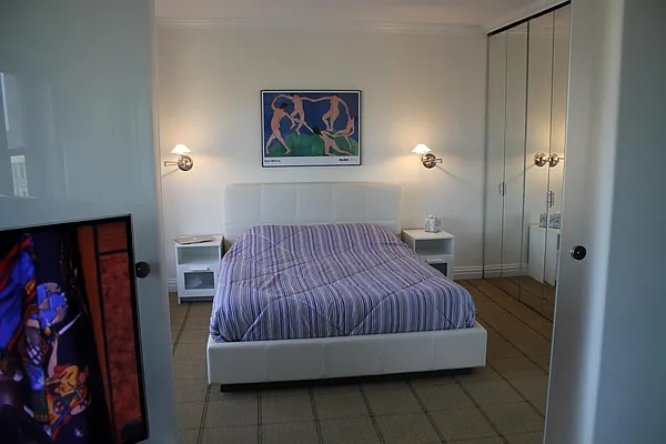 Rented by Keller Williams NYC | media 25